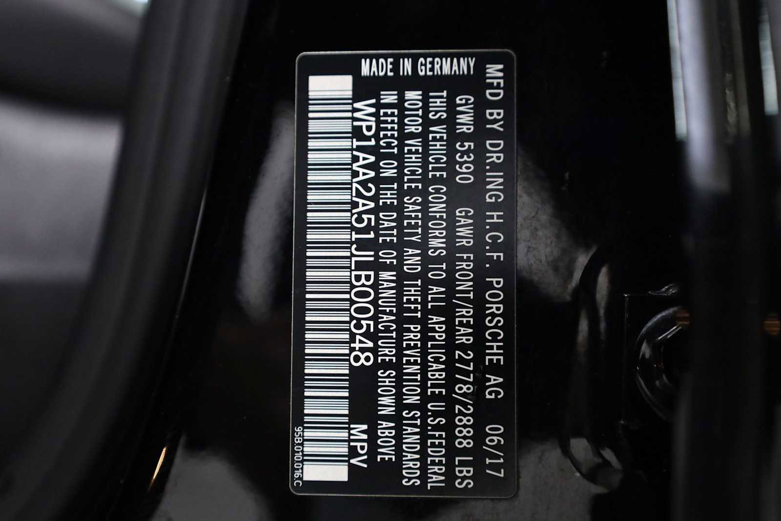 Used 2018 Porsche Macan image 44