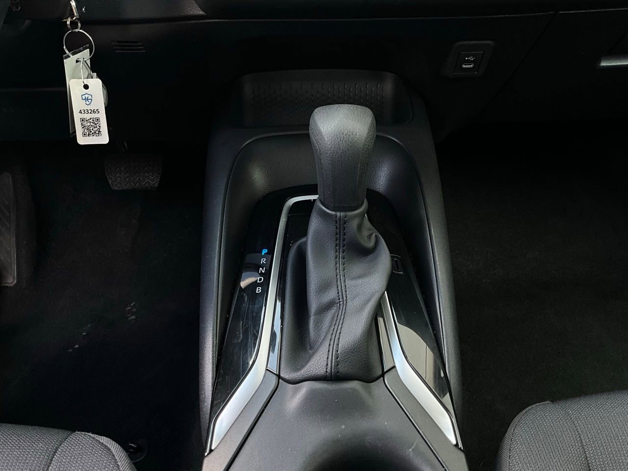 Used 2025 Toyota Corolla LE image 22