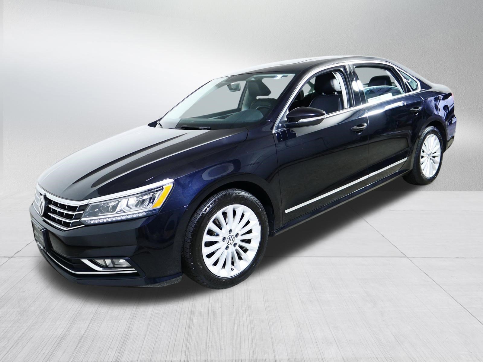 Used 2017 Volkswagen Passat 1.8T SE FWD image 3