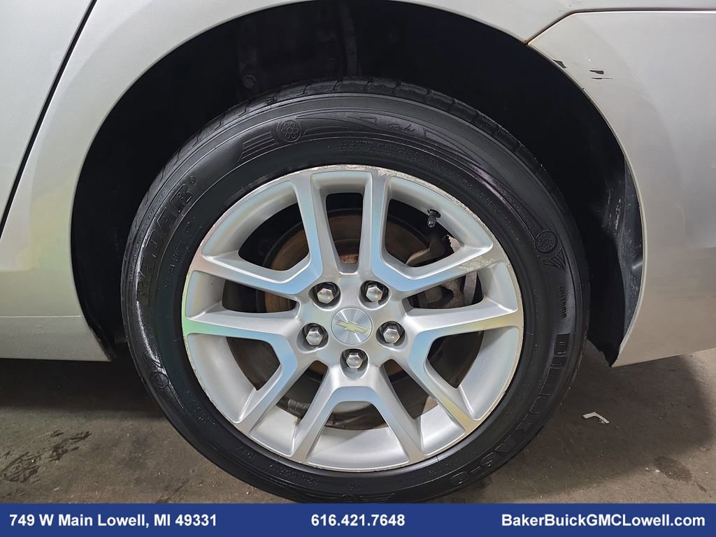 Used 2014 Chevrolet Malibu LT w/ Power Convenience Package image 30