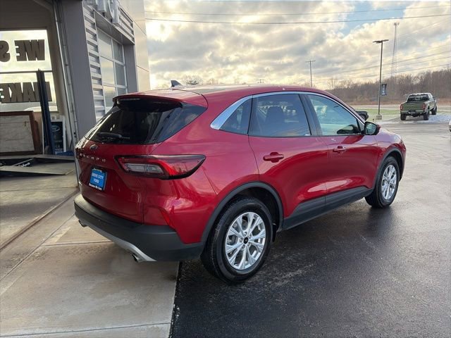 Used 2023 Ford Escape Active w/ Tech Pack #2 image 3