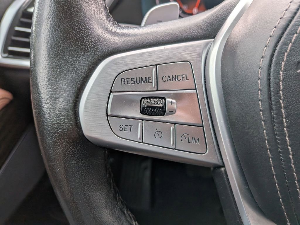 Used 2021 BMW X7 xDrive40i w/ Cold Weather Package image 15