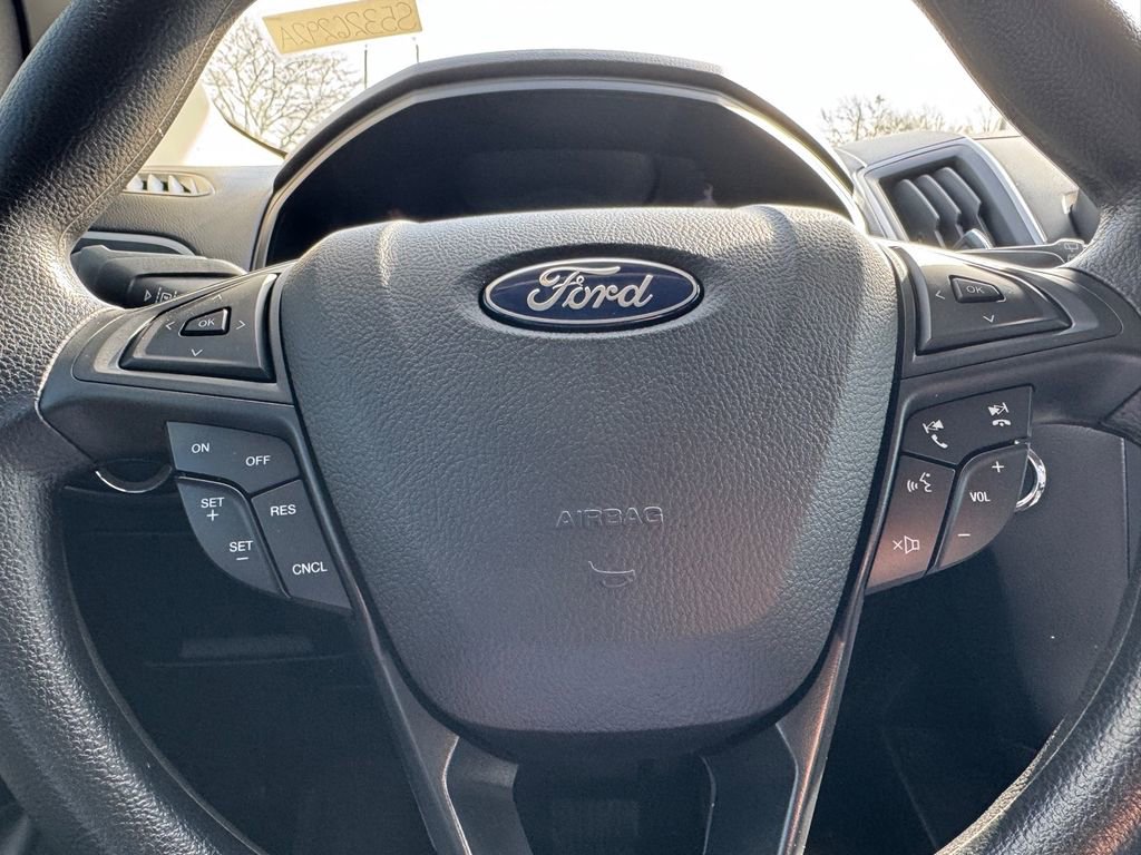 Used 2023 Ford Edge SE image 15