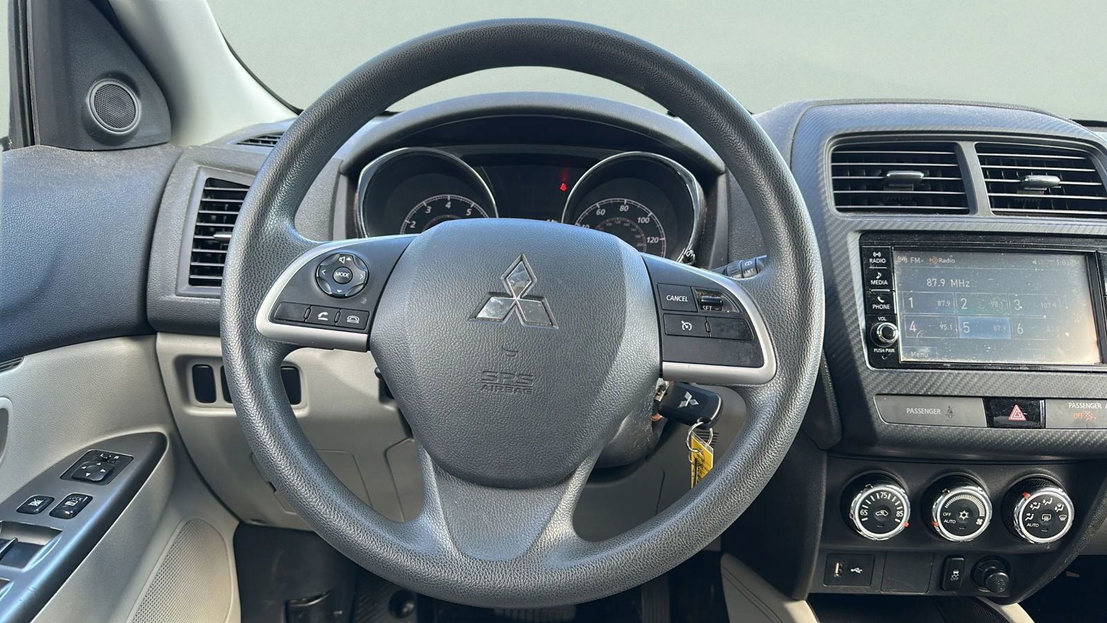 Used 2018 Mitsubishi Outlander Sport LE image 19