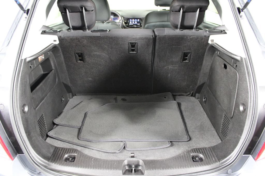 Used 2020 Chevrolet Trax LS FWD image 16