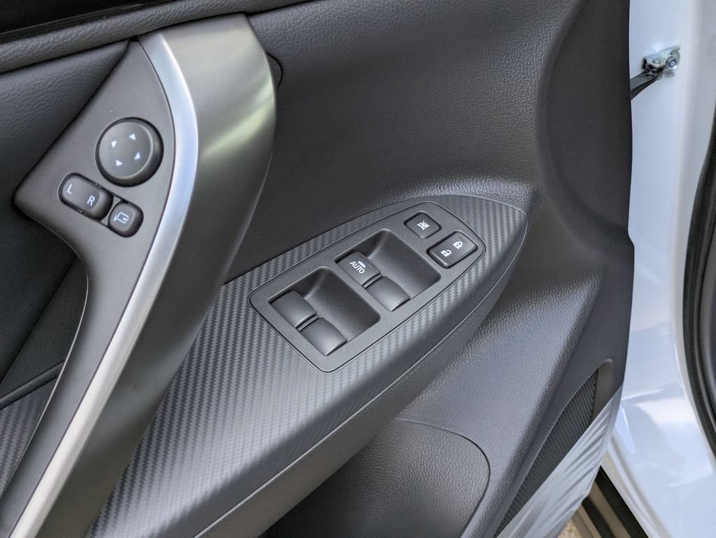 New 2025 Mitsubishi Eclipse Cross AWD image 12
