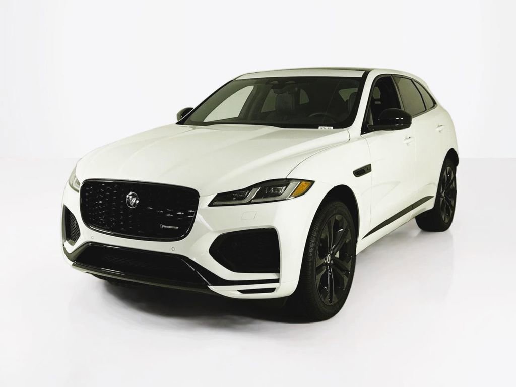 Used 2025 Jaguar F-PACE R-Dynamic S image 1