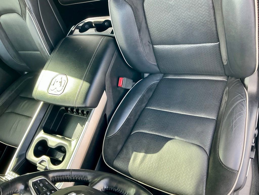 Used 2019 RAM 1500 Laramie image 40