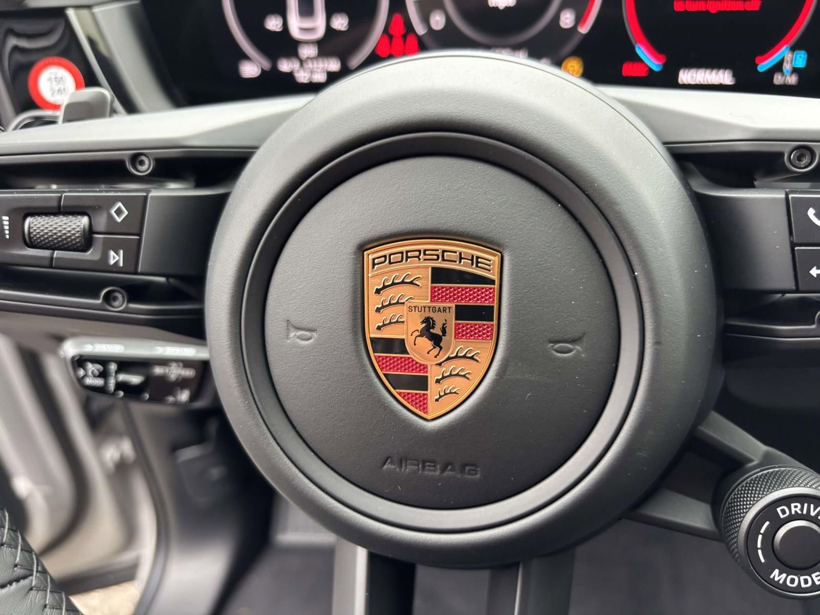 New 2026 Porsche Cayenne Coupe image 30