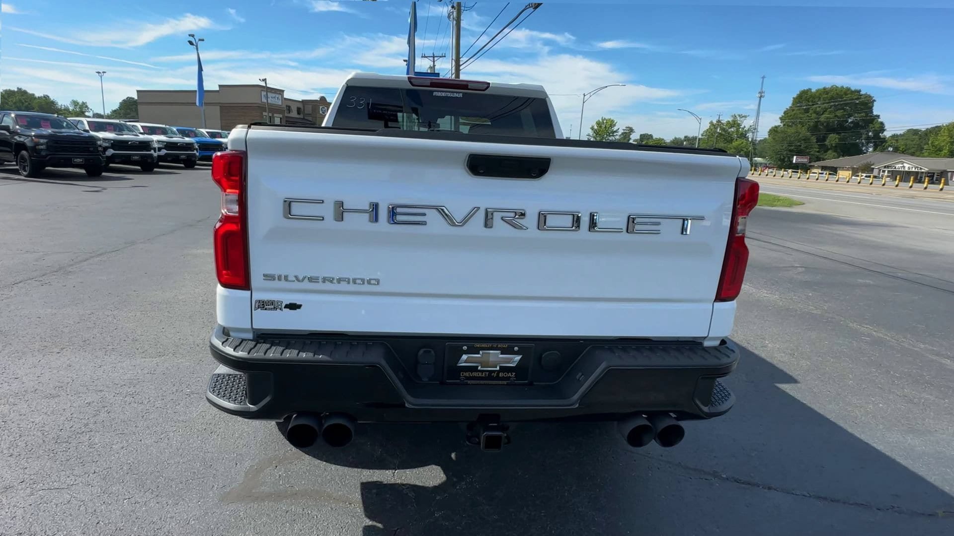 Used 2023 Chevrolet Silverado 1500 LT Trail Boss w/ Protection Package AWD/4WD image 7