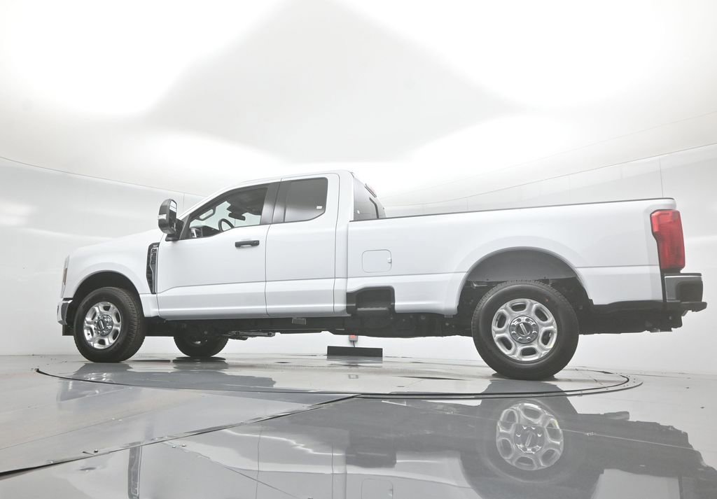 New 2026 Ford F350 XLT RWD image 47