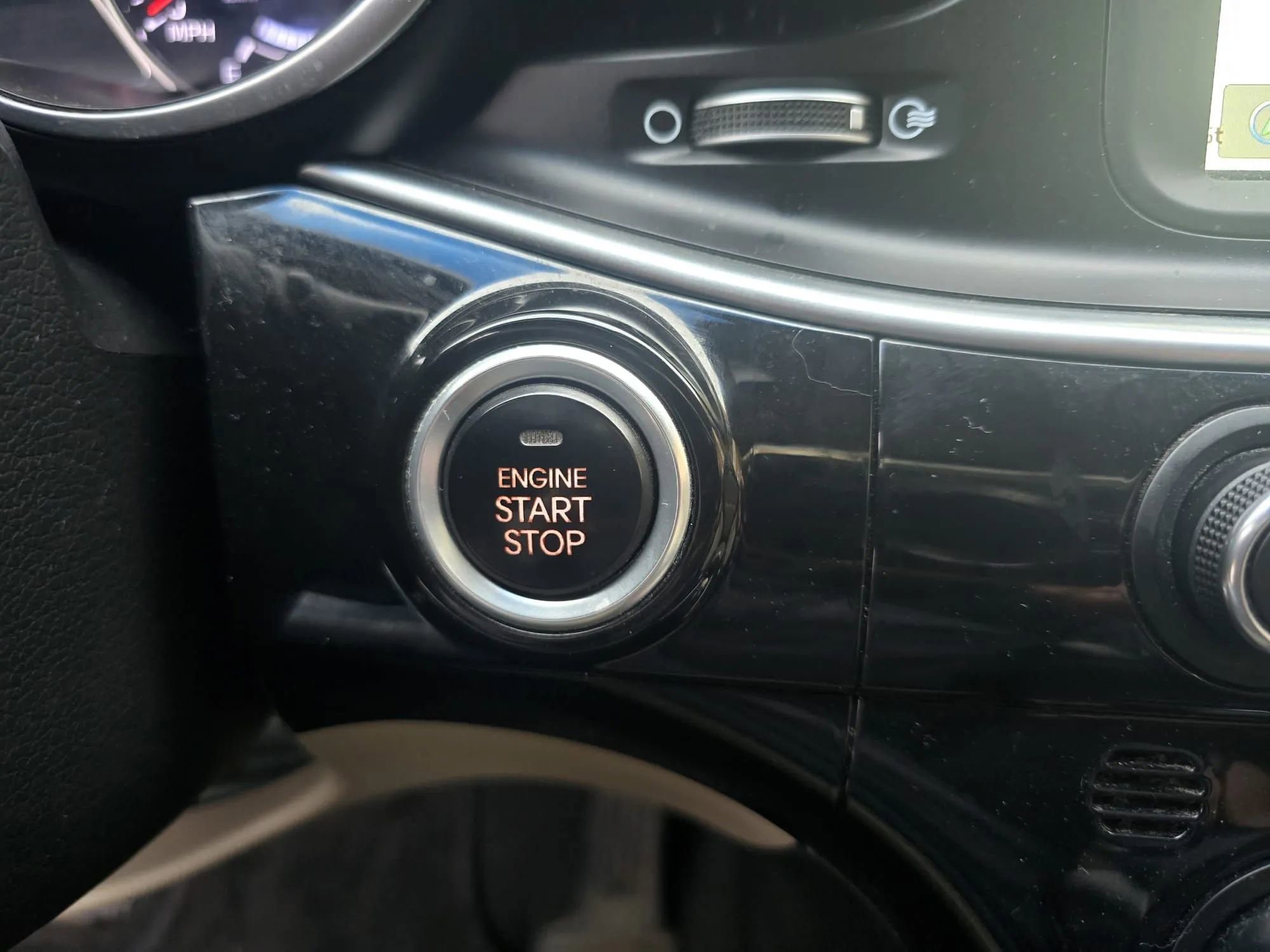 Used 2015 Kia Optima EX image 29