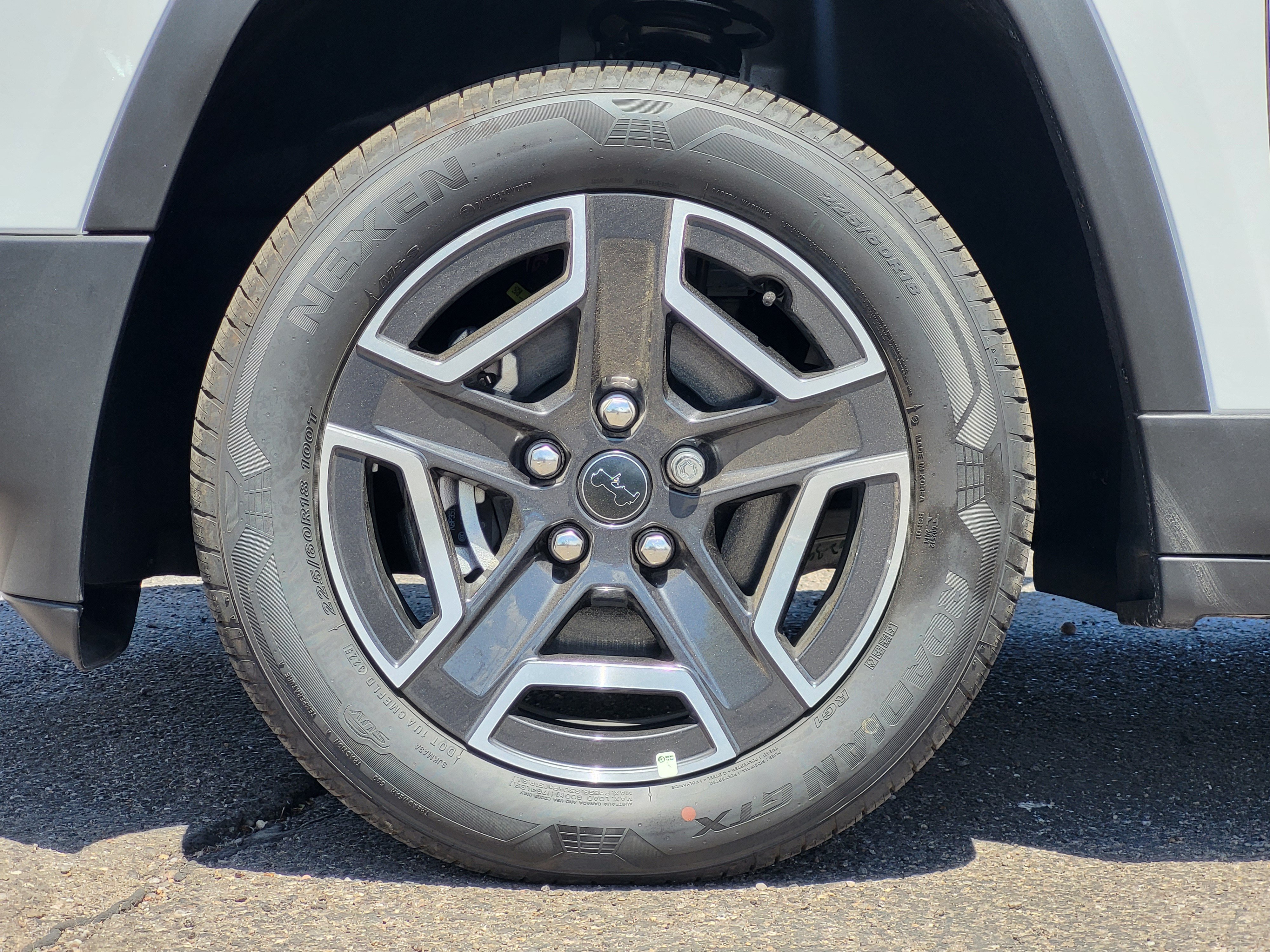 New 2026 Jeep Cherokee Laredo AWD/4WD image 11