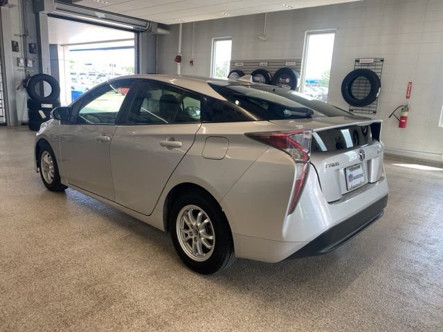 Used 2016 Toyota Prius Two FWD image 10