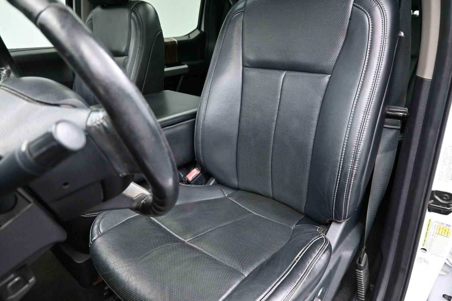 Used 2018 Ford F150 Lariat RWD image 21