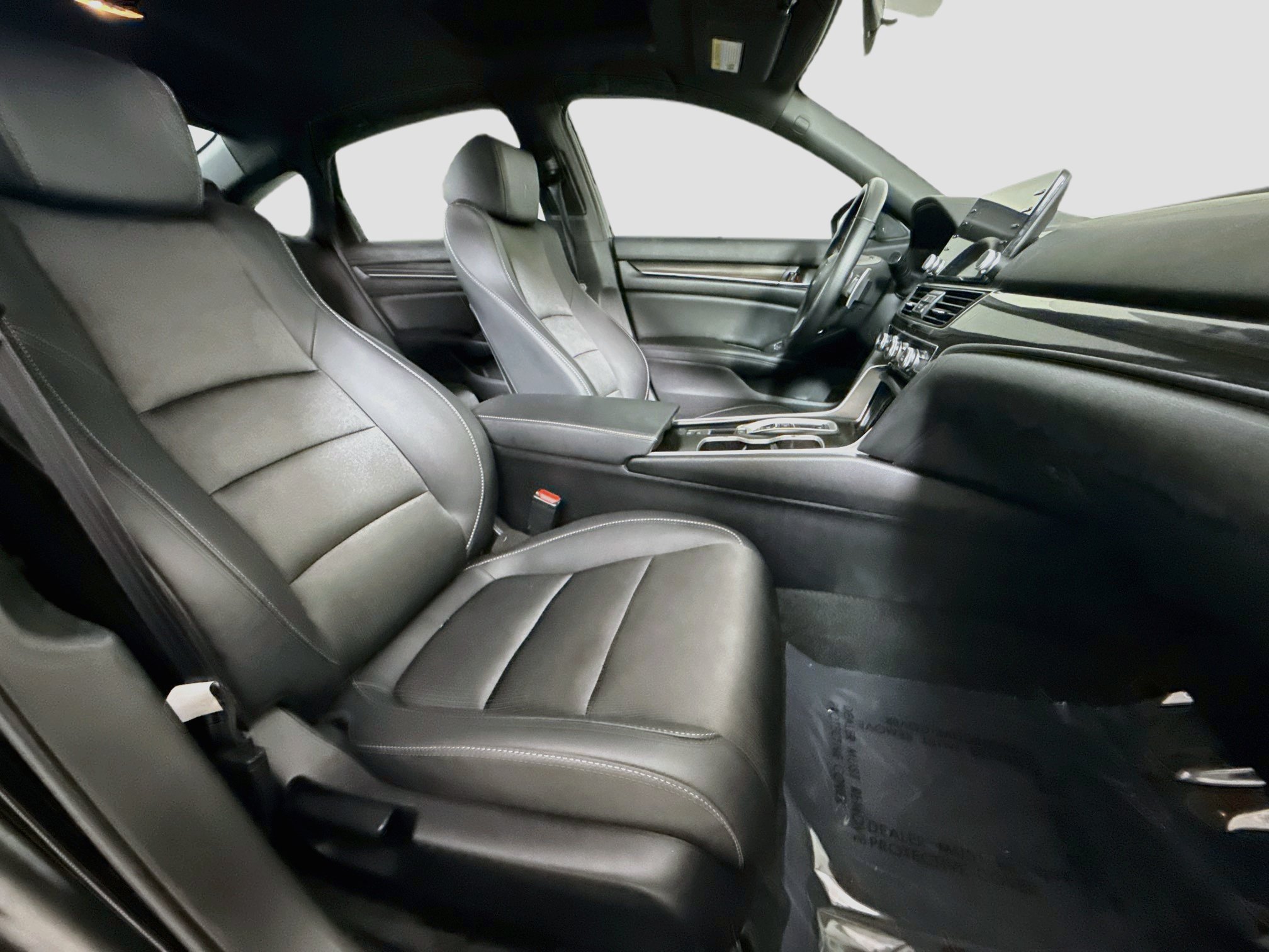 Used 2021 Honda Accord Sport image 29