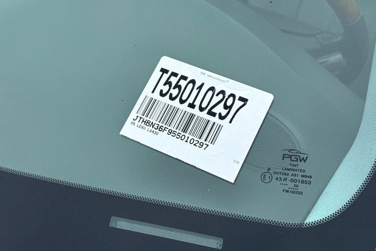 Used 2005 Lexus LS 430 RWD image 19