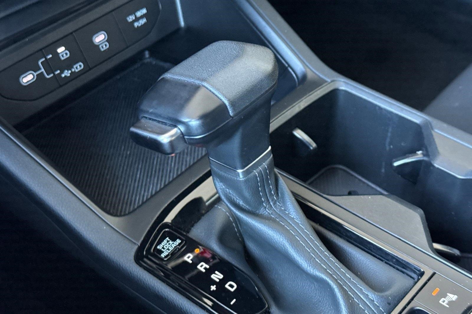 Used 2025 Kia K5 LXS image 16