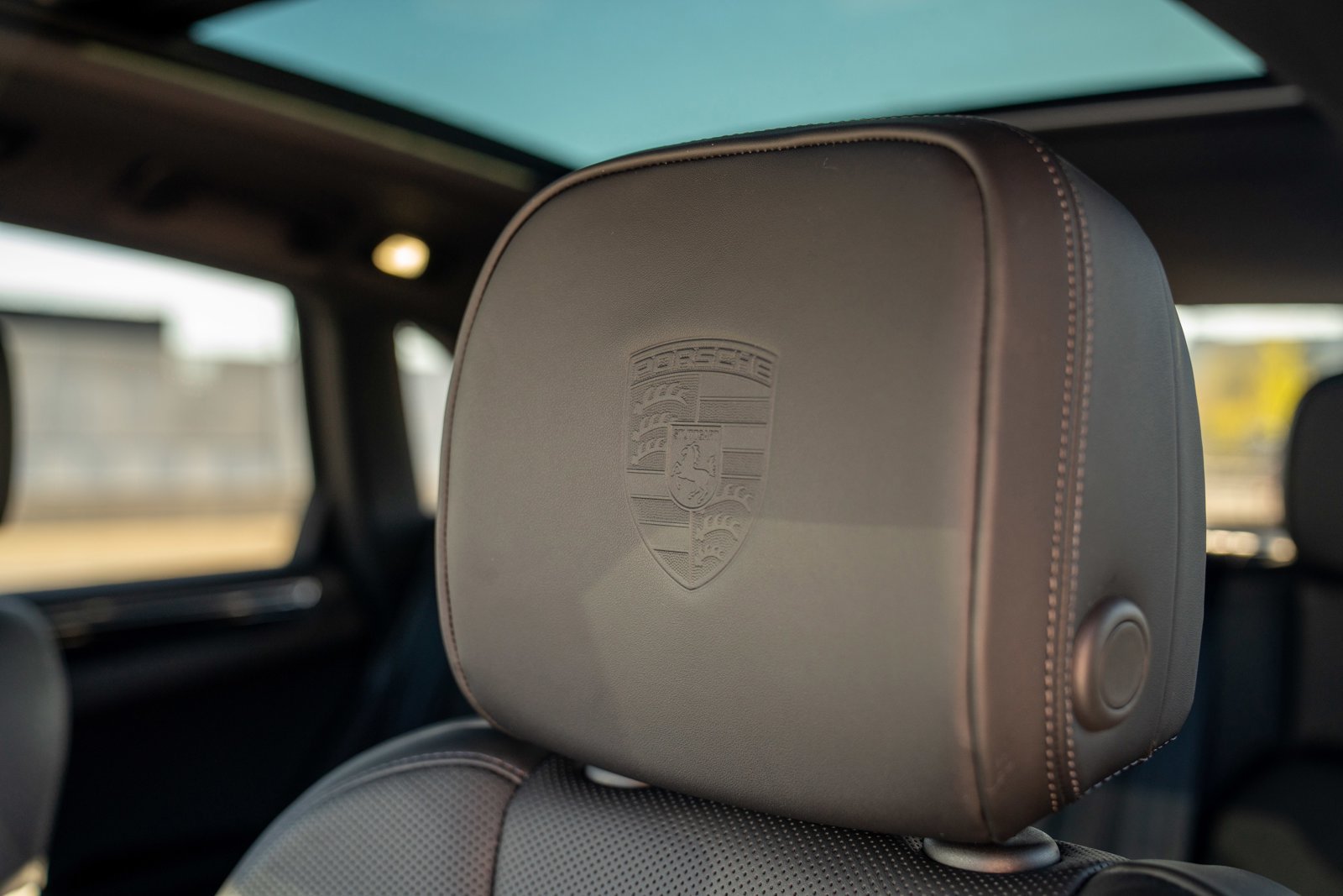 New 2026 Porsche Macan AWD/4WD image 13