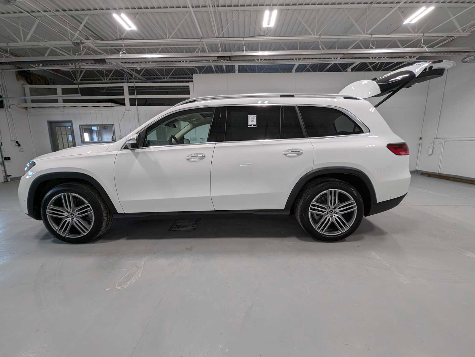 Certified 2026 Mercedes-Benz GLS 450 4MATIC image 12