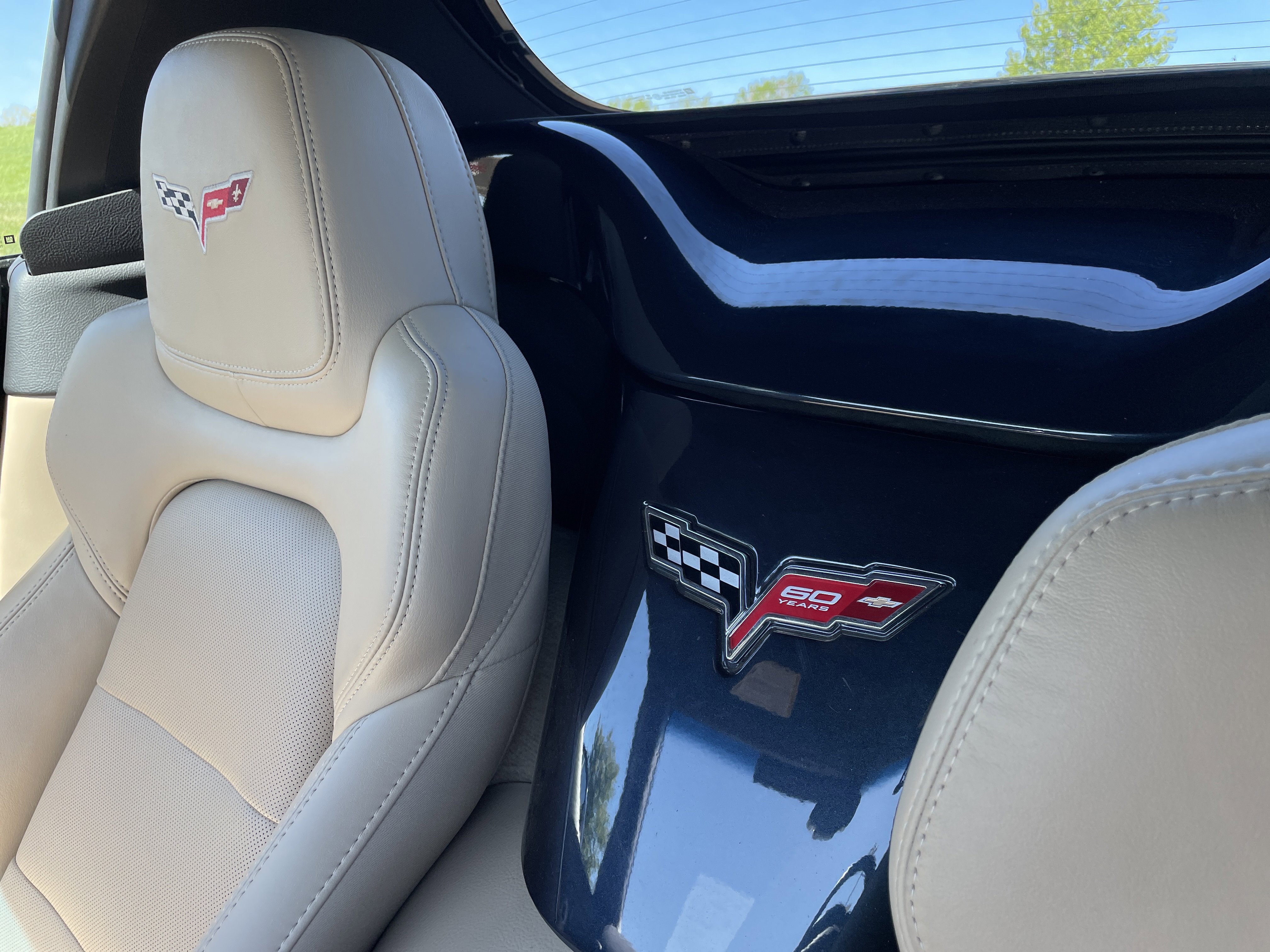 Used 2013 Chevrolet Corvette 427 w/ 1SB Preferred Equipment Group RWD image 30