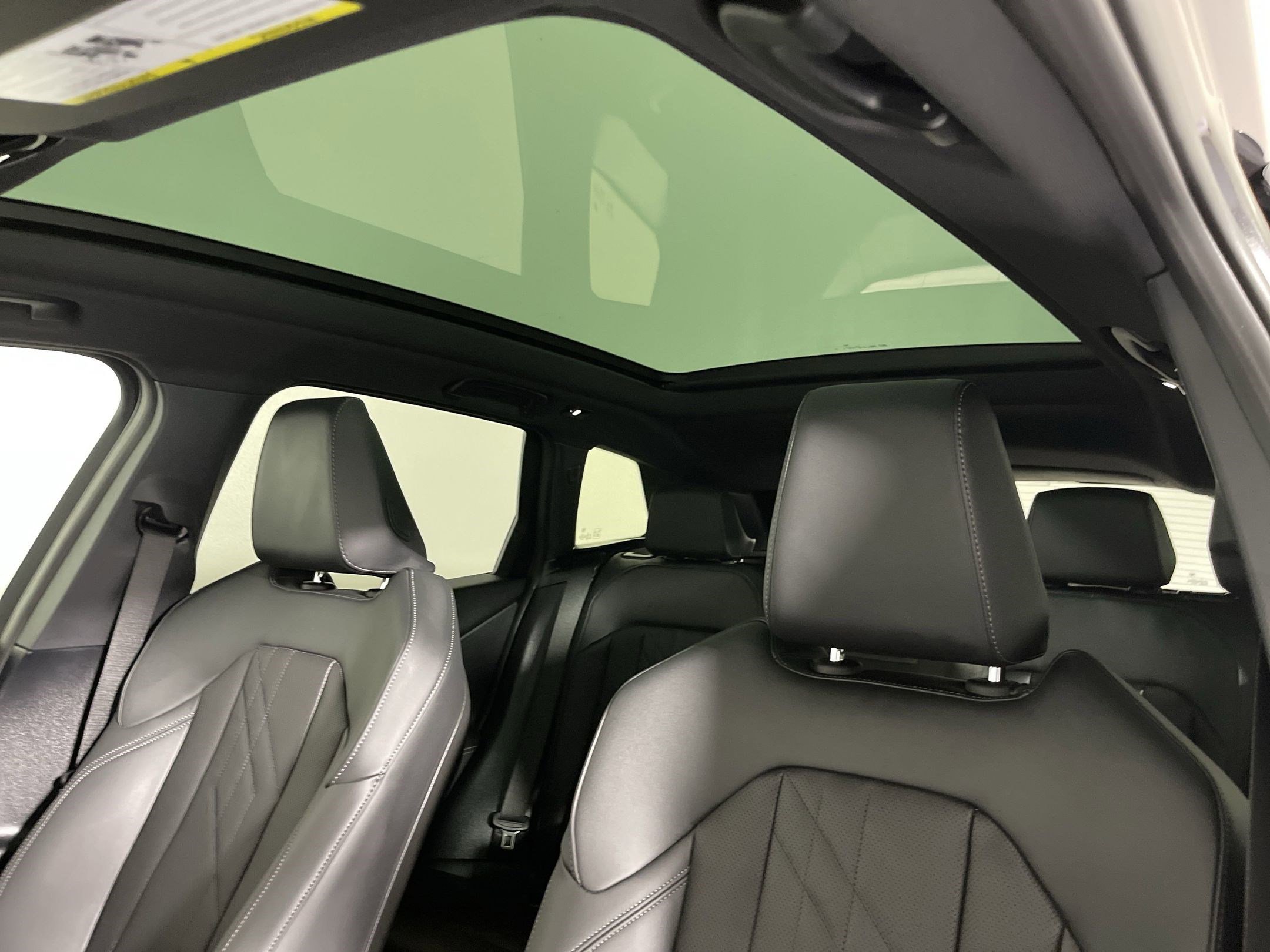 Used 2025 BMW X3 xDrive30i w/ Premium Package image 15