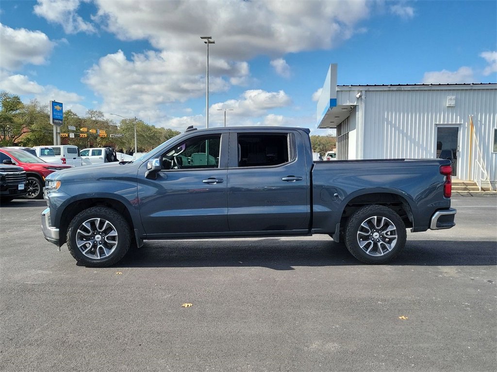 Used 2020 Chevrolet Silverado 1500 LT w/ Texas Edition image 3