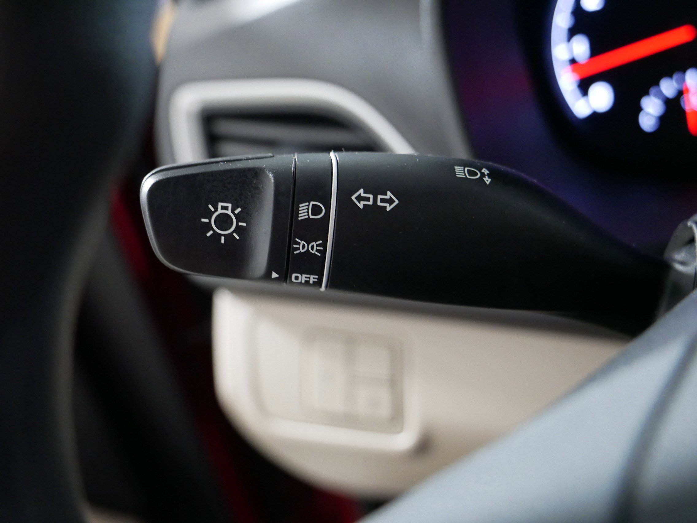 Used 2022 Hyundai Accent SE FWD image 32