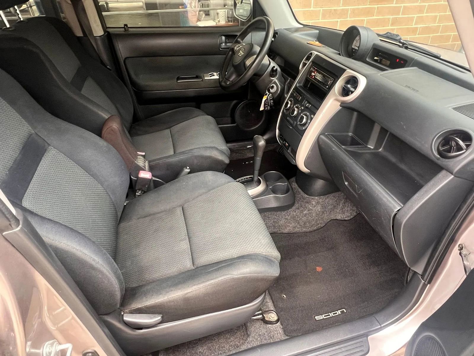 Used 2006 Scion xB FWD image 17