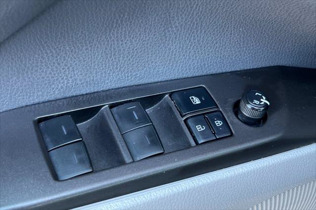 Certified 2022 Toyota Camry SE FWD image 13