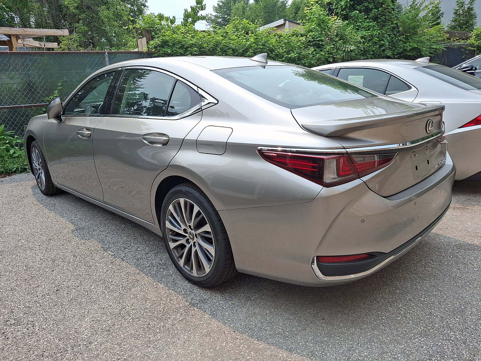 Certified 2021 Lexus ES 250 w/ Premium Package AWD/4WD image 2