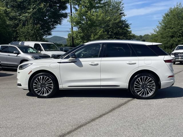 Used 2021 Lincoln Corsair Grand Touring AWD/4WD image 2