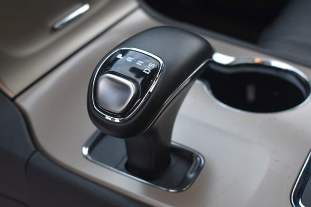 Used 2014 Jeep Grand Cherokee Overland image 30