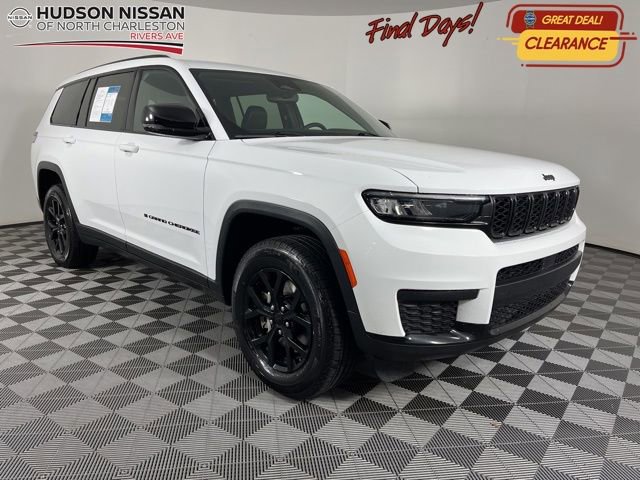 Used 2024 Jeep Grand Cherokee L Laredo image 1