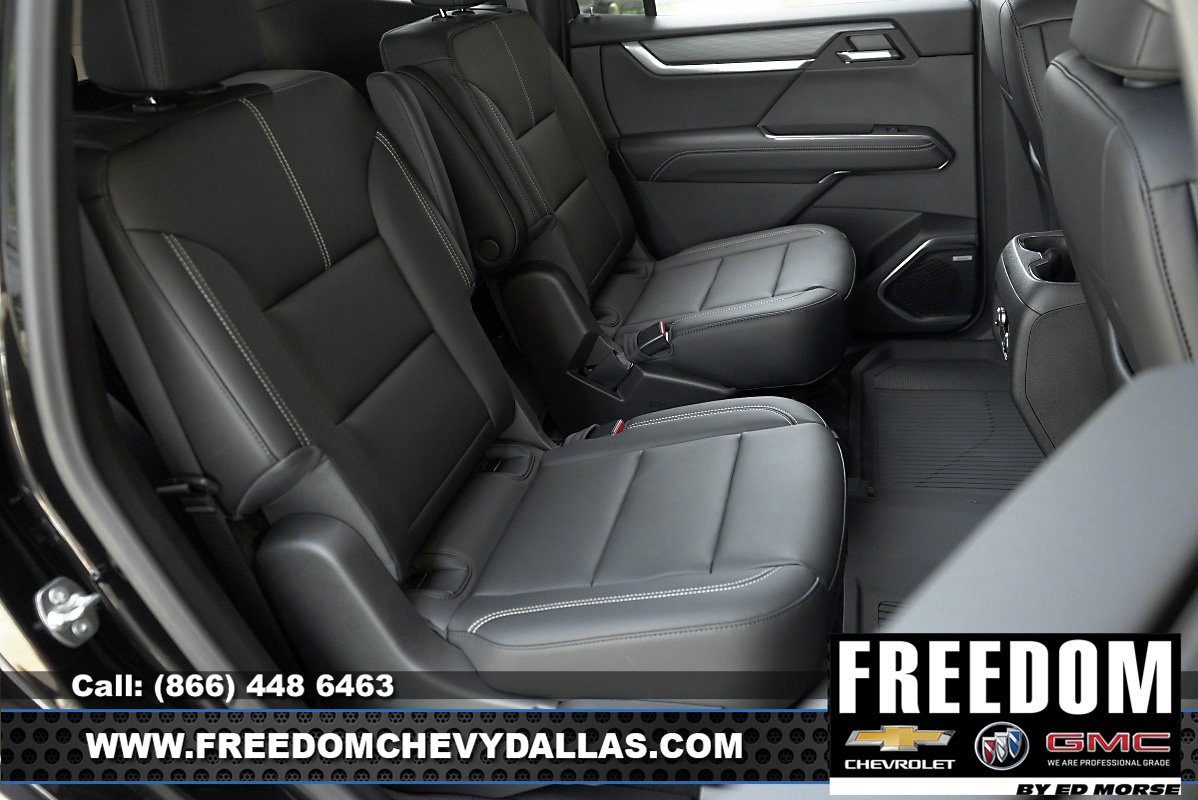 New 2025 GMC Acadia Elevation w/ Elevation Premium Package FWD image 17