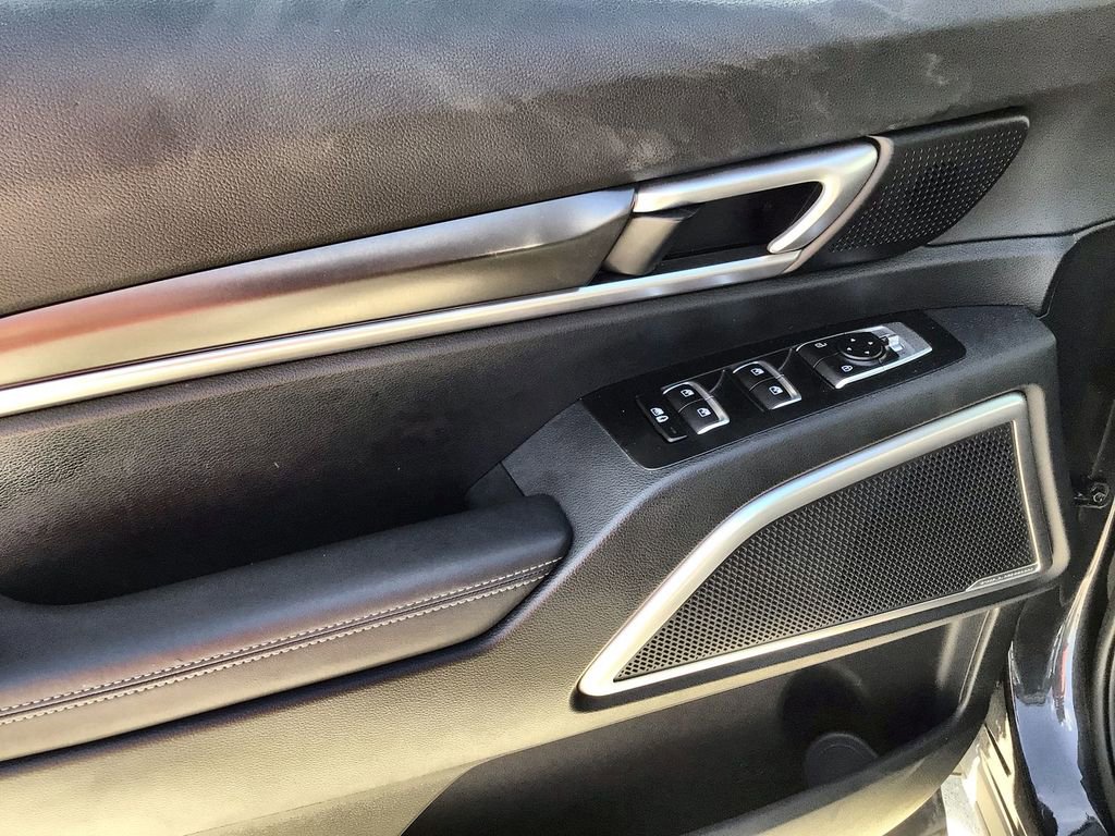 Used 2025 Kia Telluride S image 23