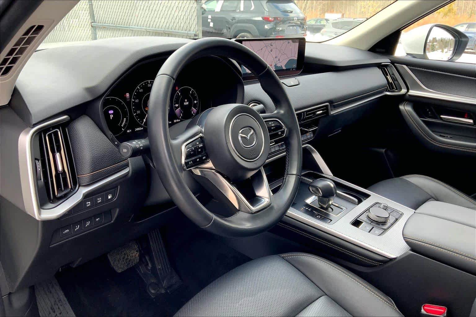 Certified 2024 MAZDA CX-90 Plug-In Hybrid w/ Premium Pkg image 18