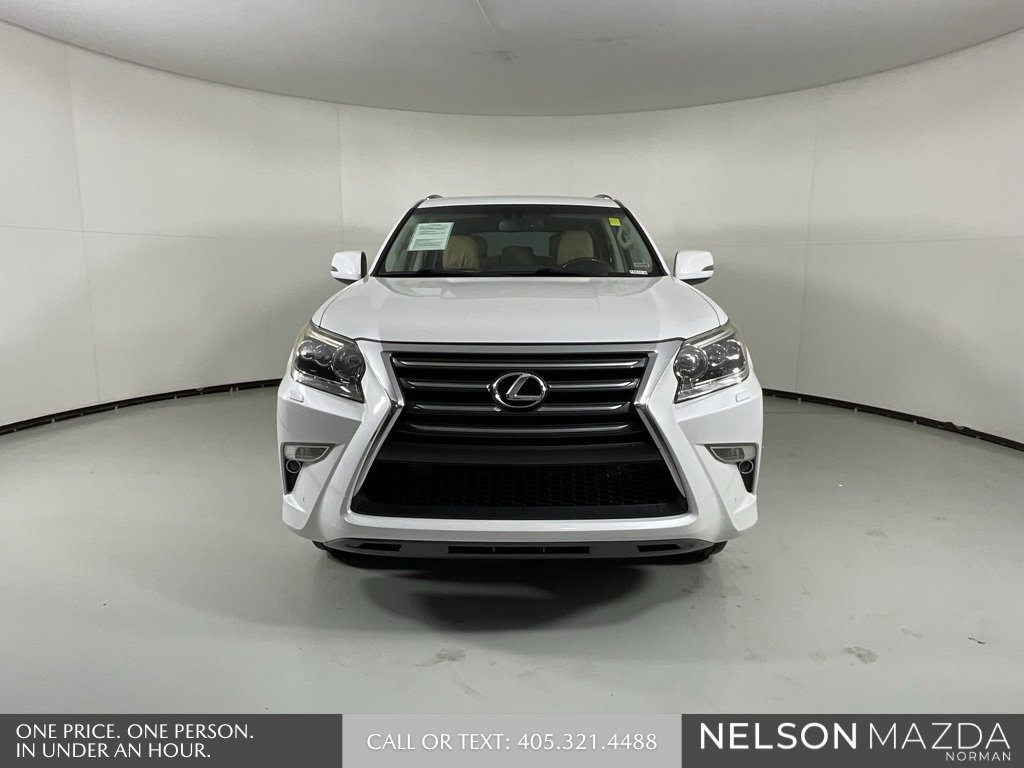 Used 2014 Lexus GX 460 image 2