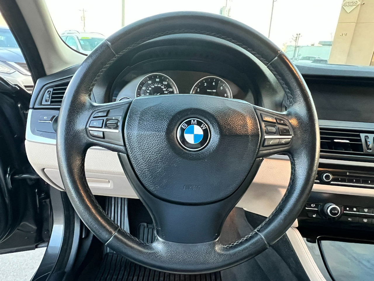 Used 2012 BMW 528i xDrive Sedan image 7