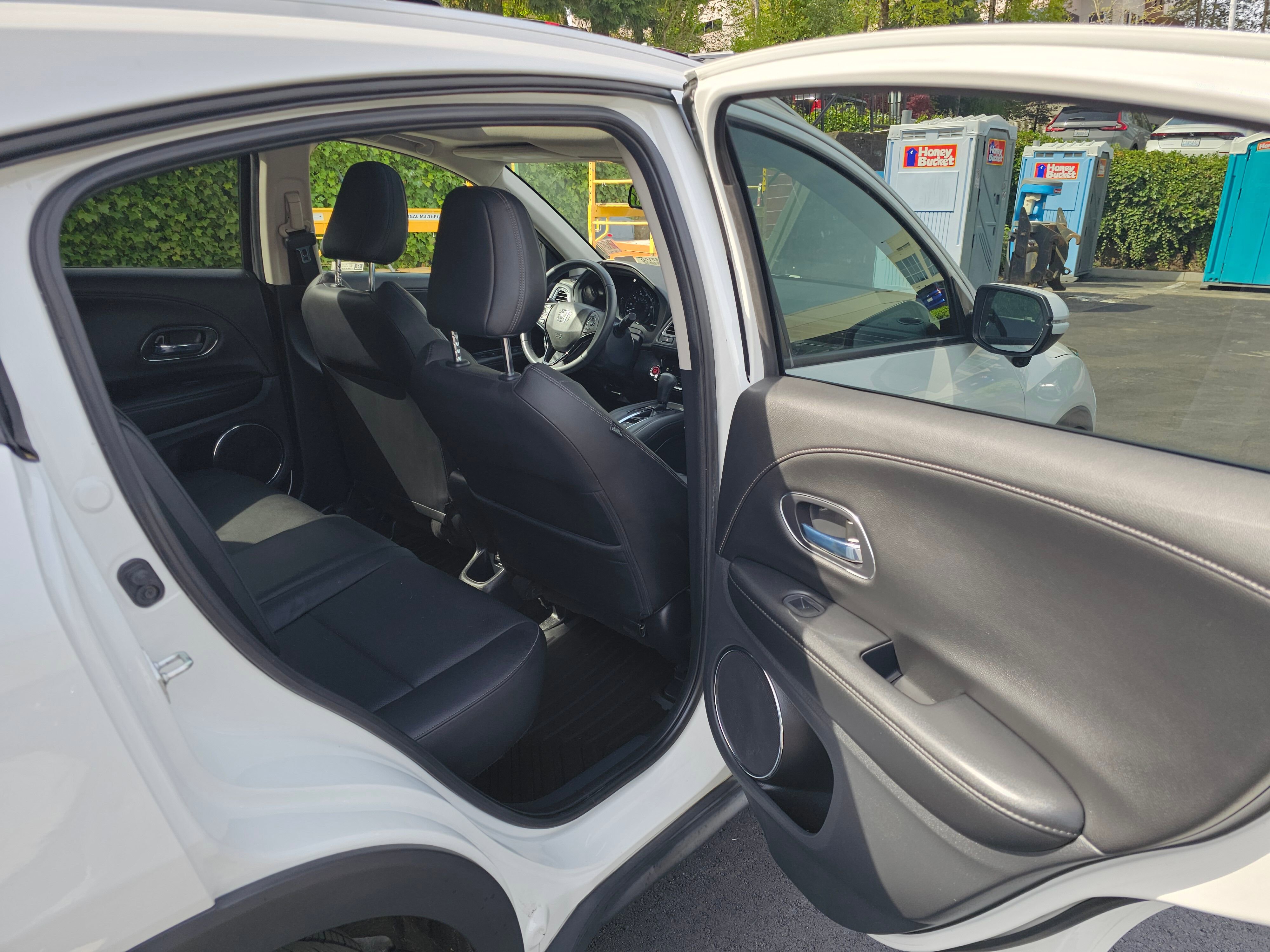 Used 2021 Honda HR-V EX-L image 13