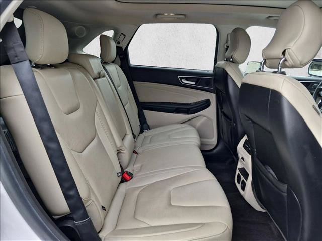 Used 2017 Ford Edge Titanium w/ Equipment Group 302A AWD/4WD image 21