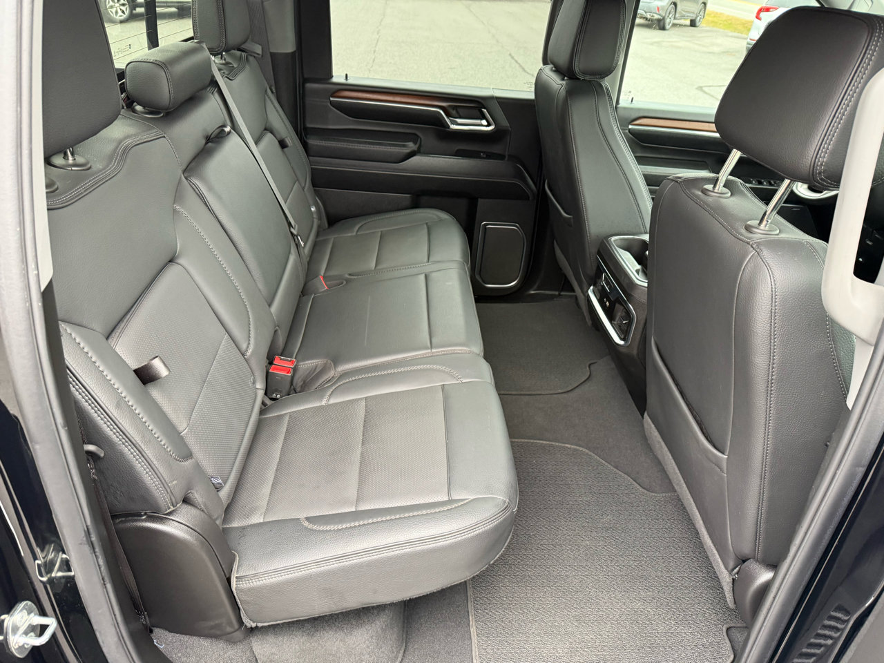 Used 2024 GMC Sierra 2500 Denali w/ Denali Reserve Package image 17