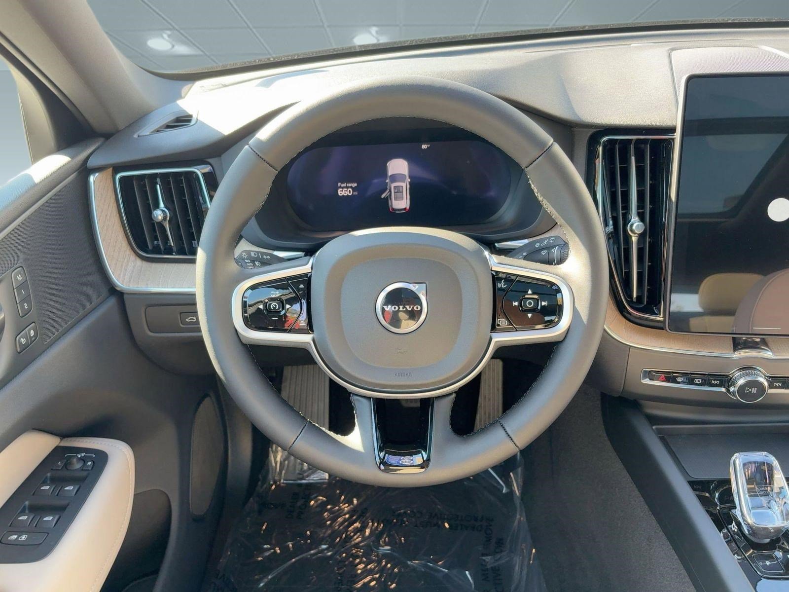 New 2026 Volvo XC60 B5 Plus w/ Climate Package image 18