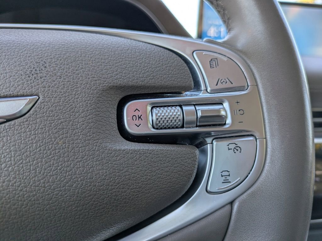 Used 2023 Genesis GV80 3.5T Advanced + w/ Cargo Package image 28