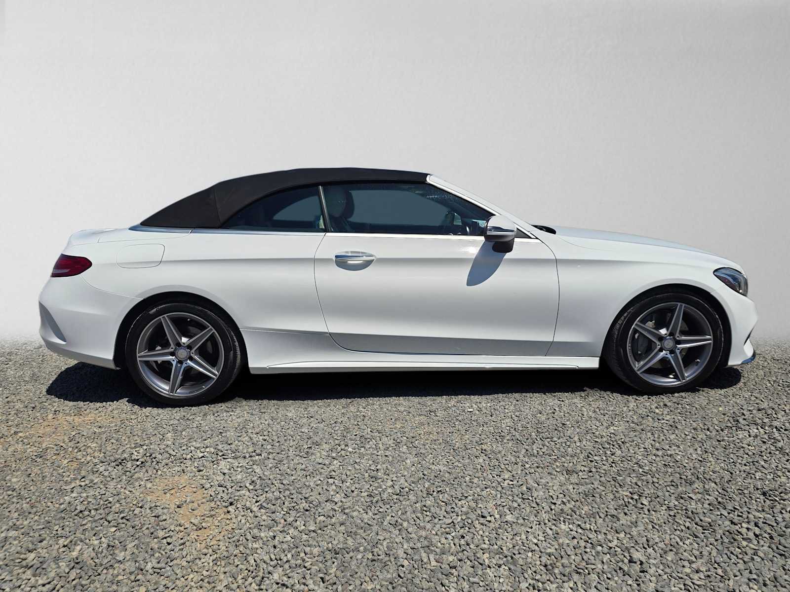 Used 2017 Mercedes-Benz C 300 Cabriolet image 2