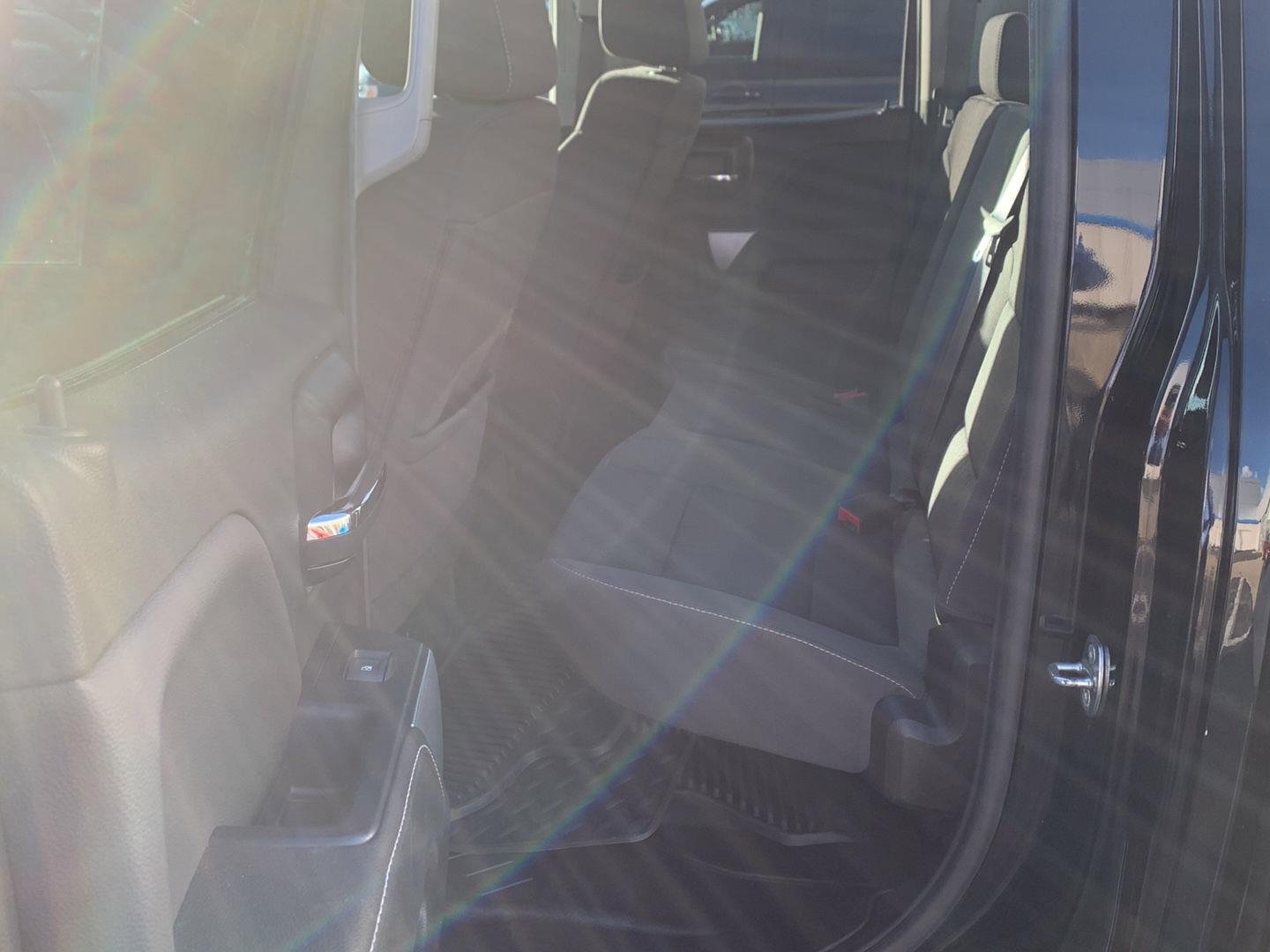 Used 2018 Chevrolet Silverado 1500 LT w/ All Star Edition AWD/4WD image 23
