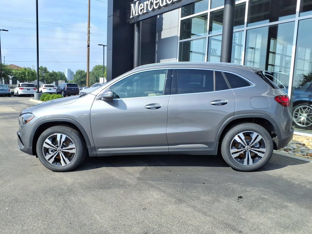 New 2026 Mercedes-Benz GLA 250 4MATIC image 3