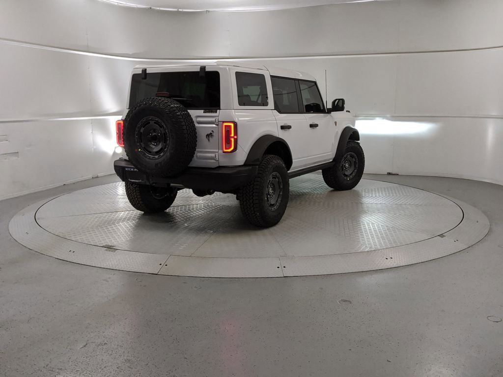 New 2025 Ford Bronco Badlands image 3