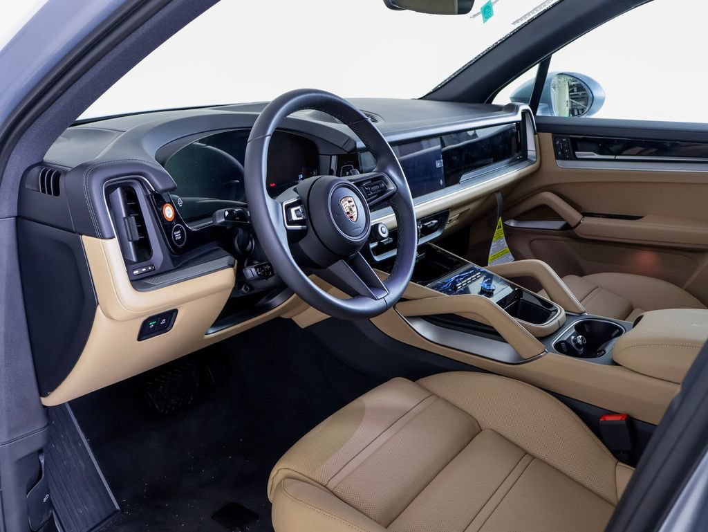 New 2026 Porsche Cayenne AWD/4WD image 4