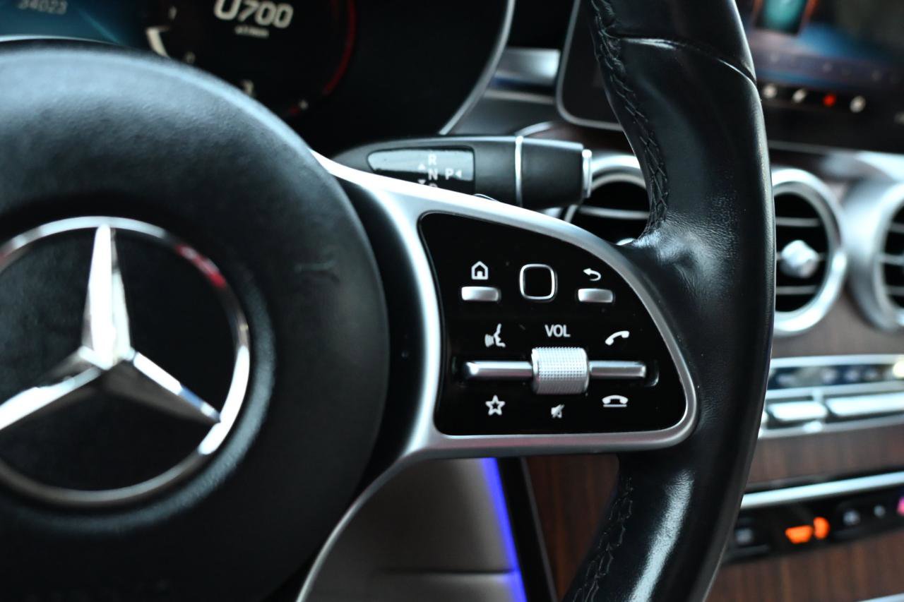 Used 2022 Mercedes-Benz GLC 300 4MATIC image 17